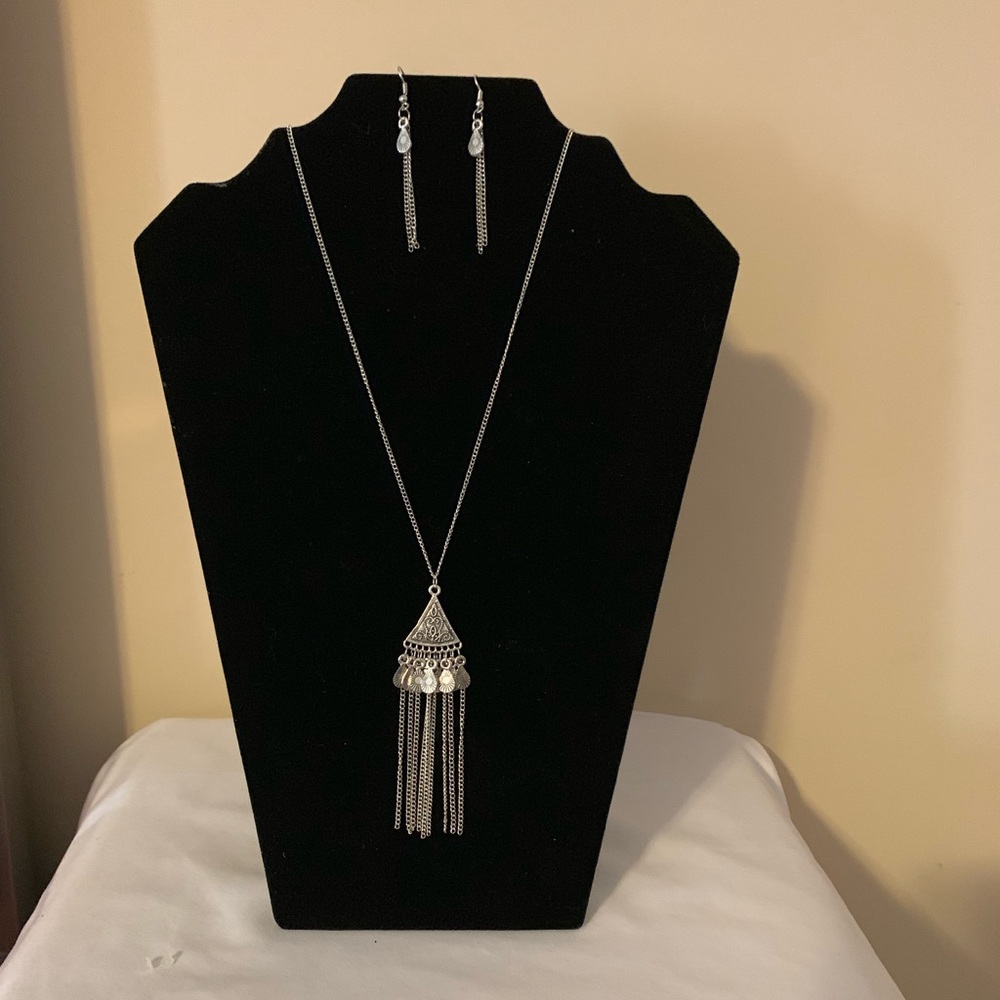 Silver Tribal Like Necklace and Earrings Set